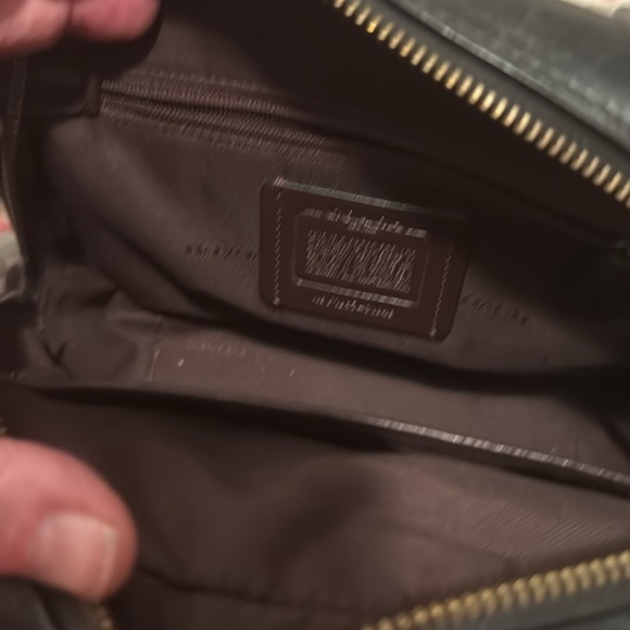 Coach Camera Crossbody: Quilting & Rainbow Rivets Studs Black Leather - Picture 2 of 4